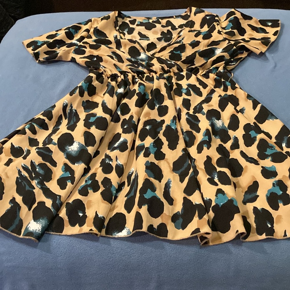 Dress - Picture 3 of 5
